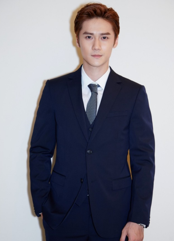 蒋劲夫的6大帅照,真爱粉都不一定看过,帅到窒息!