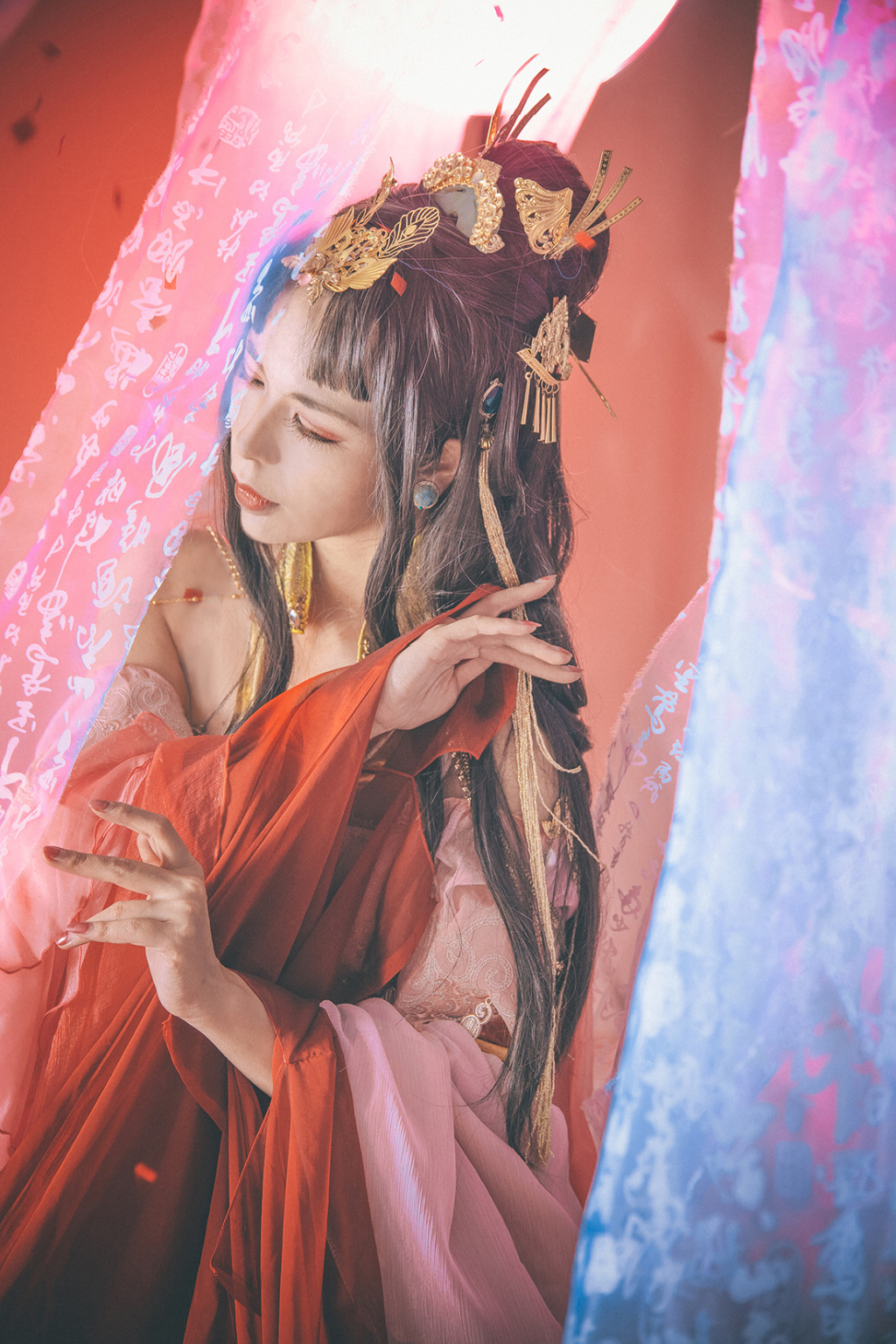 剑网3驰冥七秀cos:你被什么打动,什么就是你的命