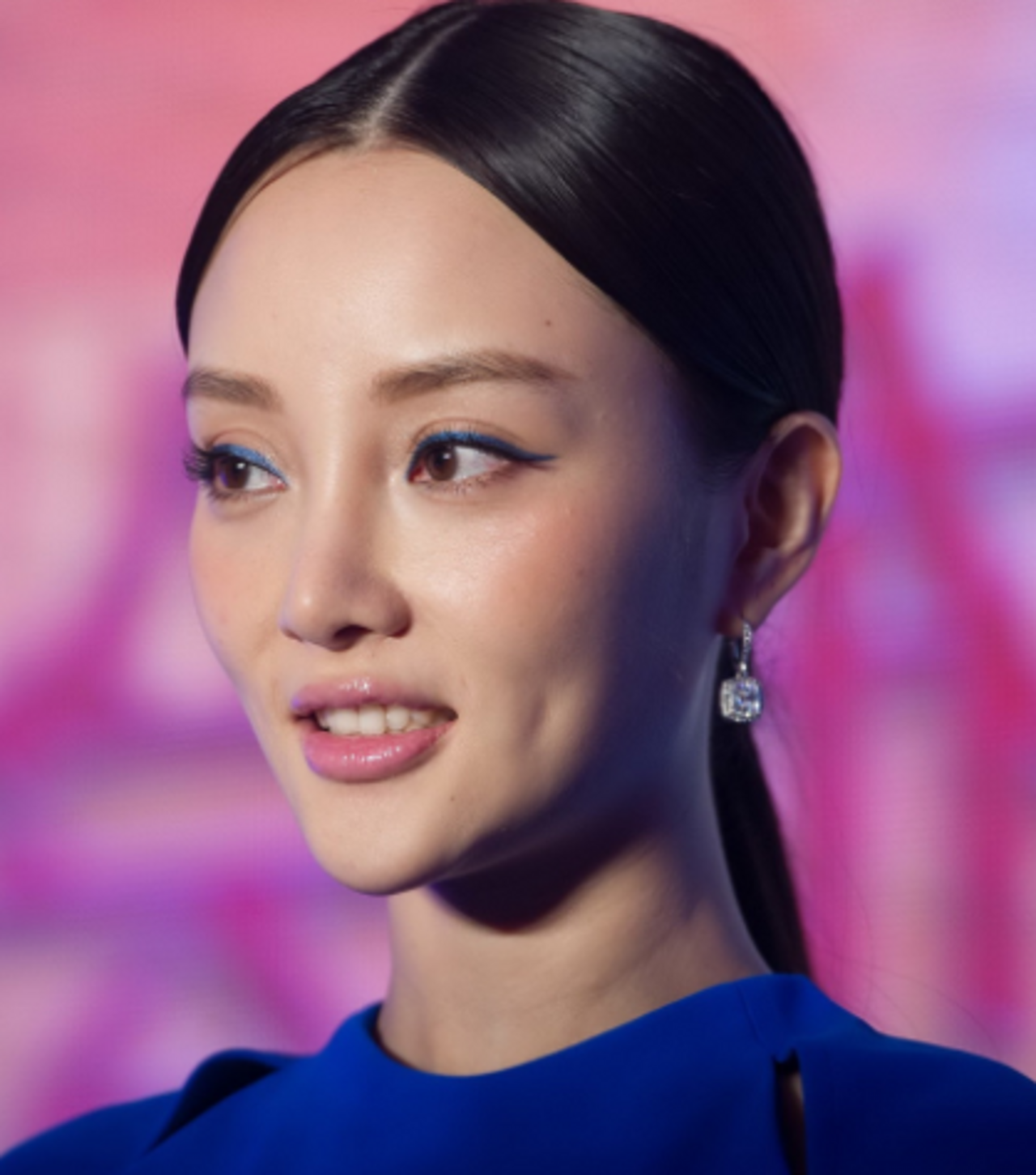 娱乐圈带酒窝的五位美女,李小璐佟丽娅上榜,哪位是你的女神?