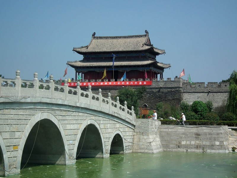 世界上唯一一座集八卦城,漂浮在水面的4000年古城