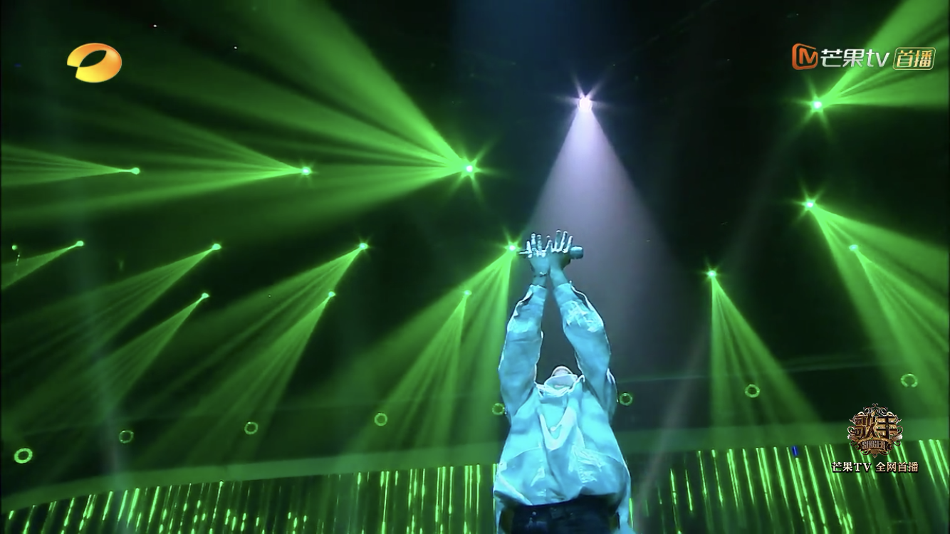 华晨宇的《平凡之路》看似平淡无奇,实则光芒万丈!