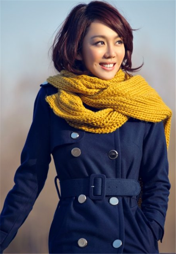 姜妍刚出道时的照片,你能认得出吗?最后一张差点认不出了