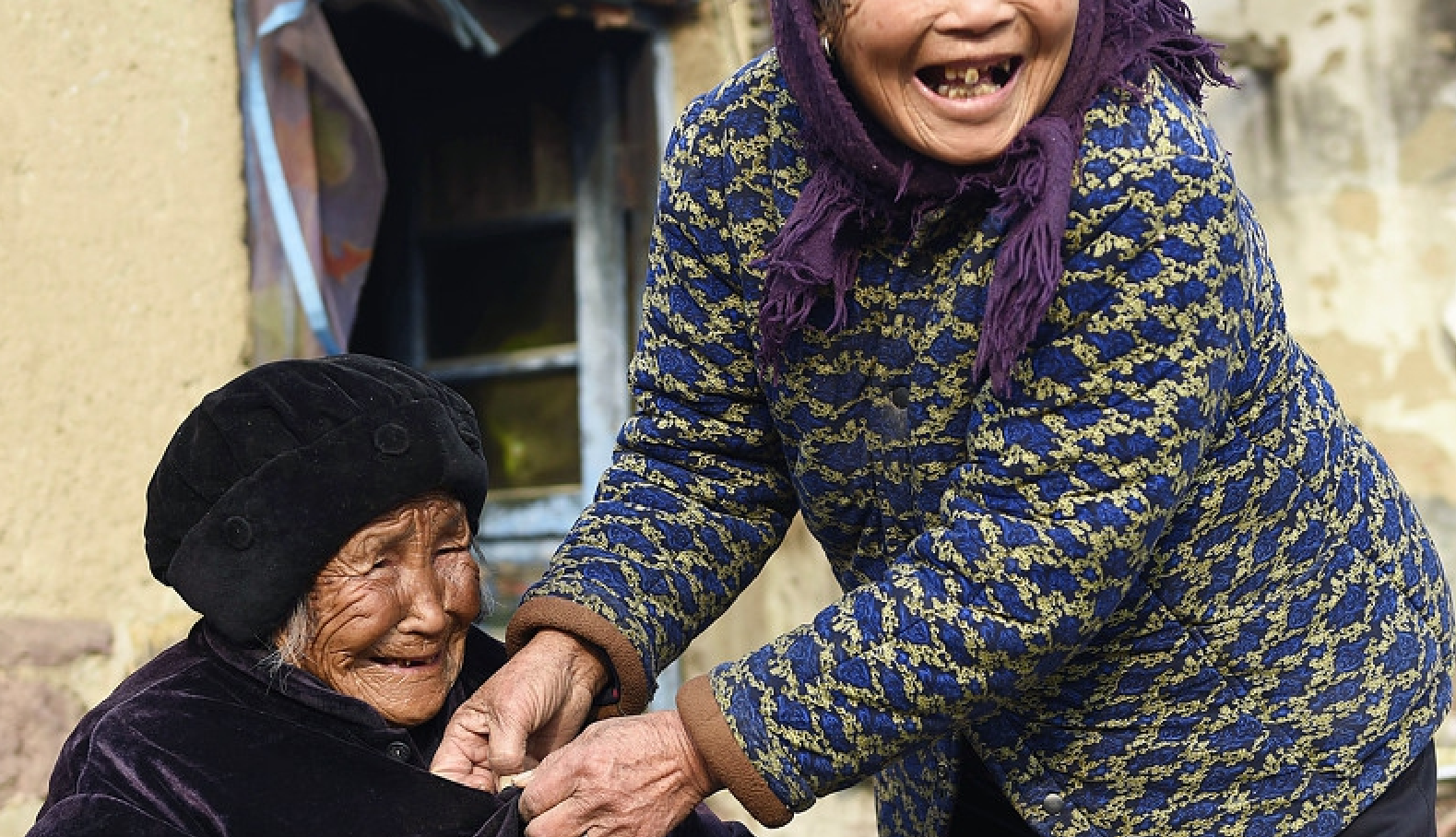 那些农村老人背后的辛酸与孤独,孩子们常回家看看
