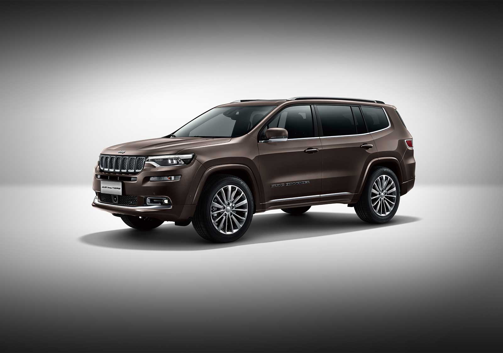 吉普全新7座suv大指挥官,霸气不输汉兰达,中国特供,或22万起!