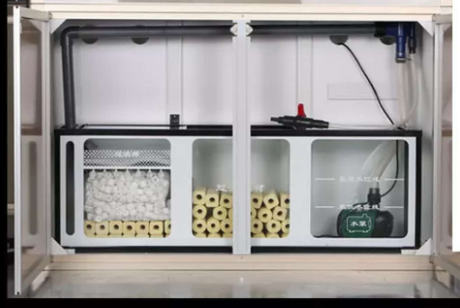 了解一下鱼缸上过滤和下过滤的优点和缺点,新手必备