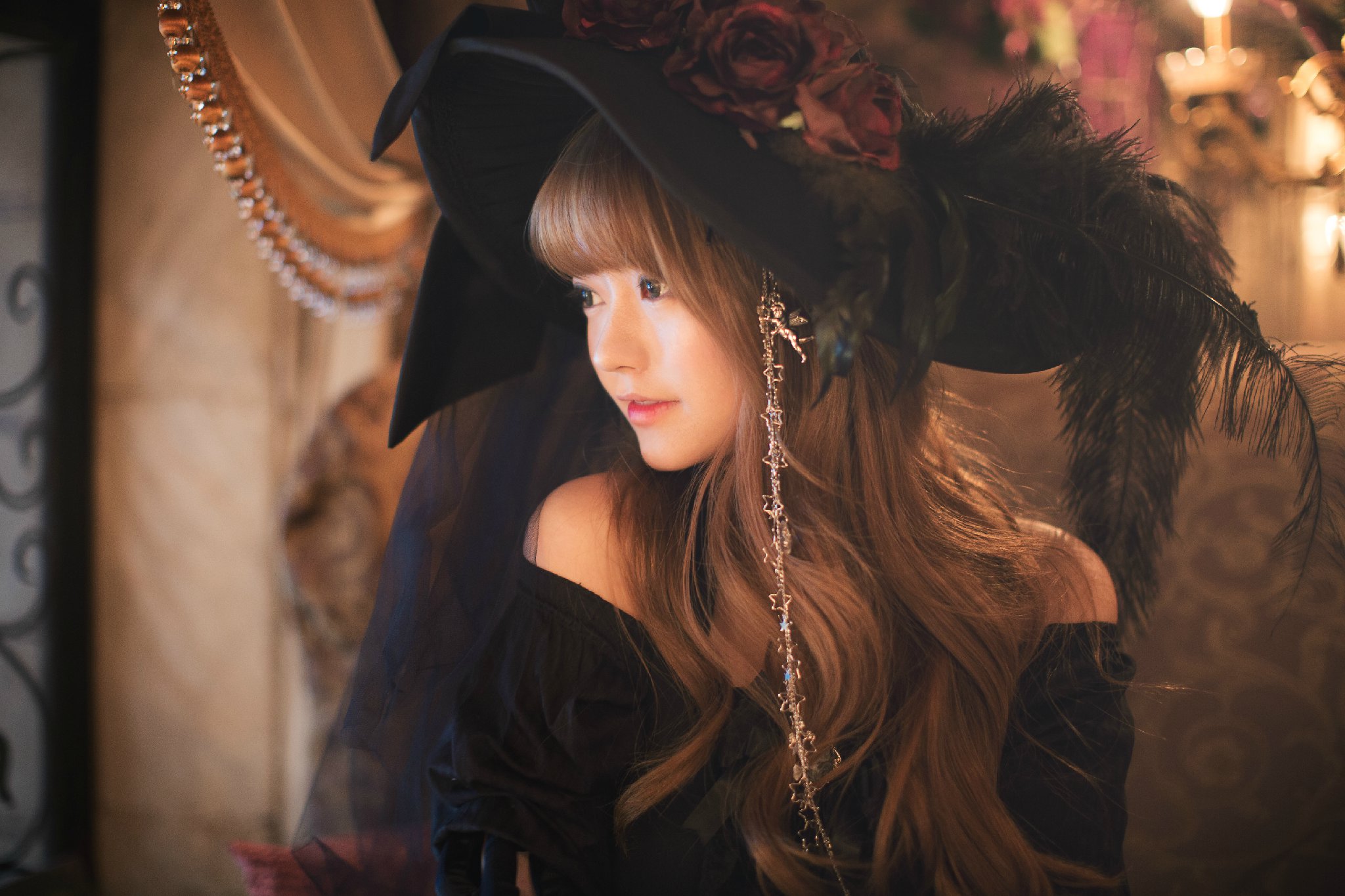 男人看了跑不掉,yurisa穿黑丝演绎黑蜘蛛,致命诱惑