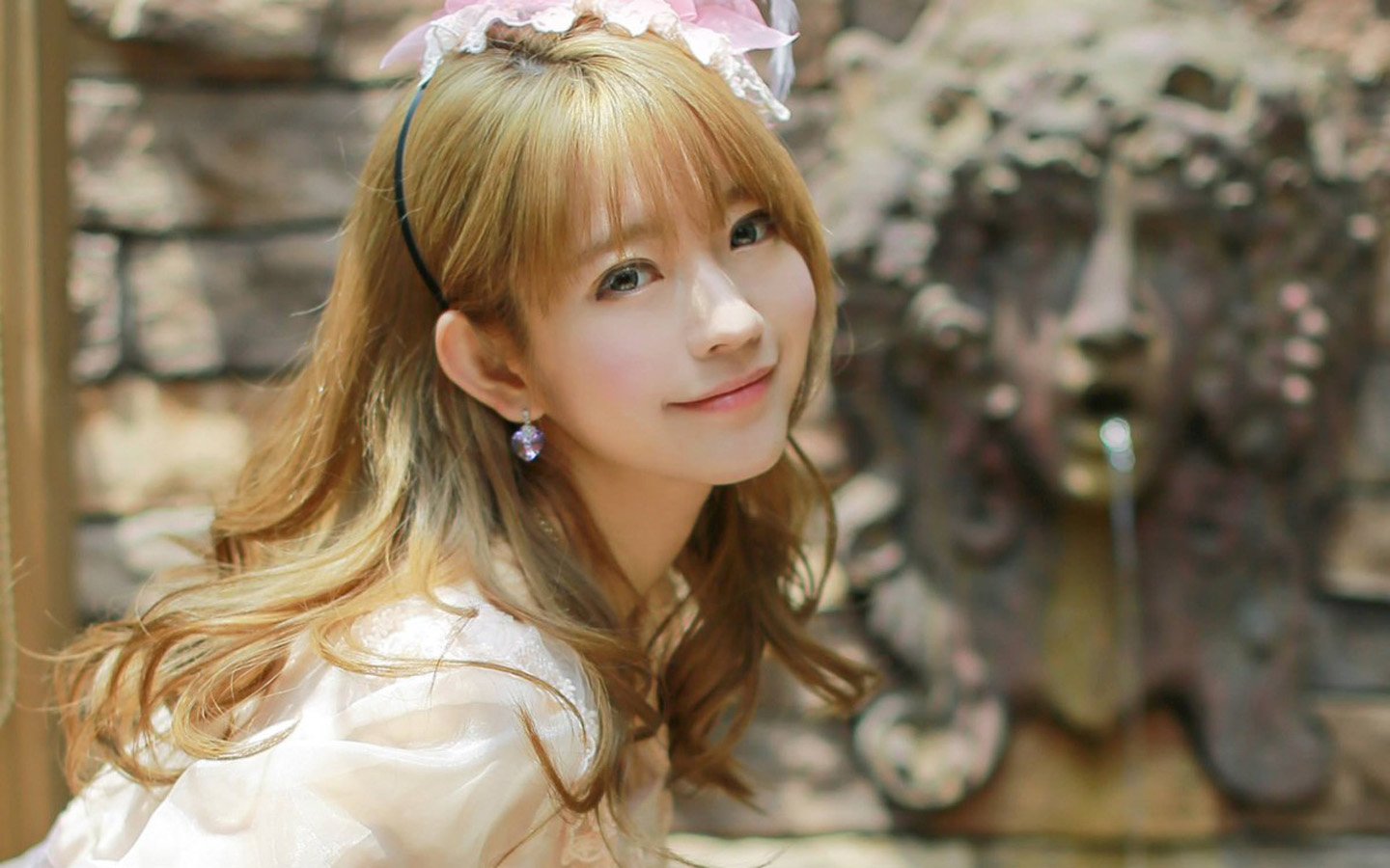 自制力差的别看!女神yurisa写真照片,小心看完心被偷走