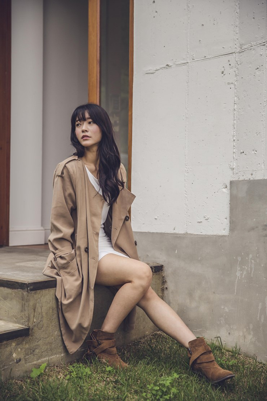 太撩人了!yurisa这次大方展示美腿,猥琐男禁入