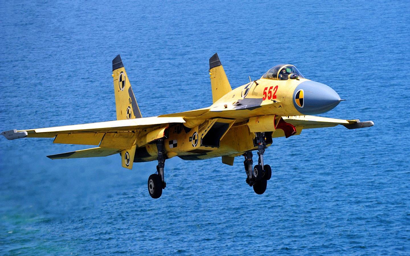 我国海军主要作战武器一览