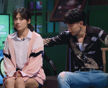 《我是大侦探》邓伦狂撩马思纯,网友:欧豪在提刀赶来的路上