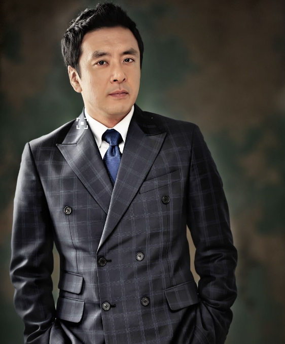 40岁韩国男明星图片