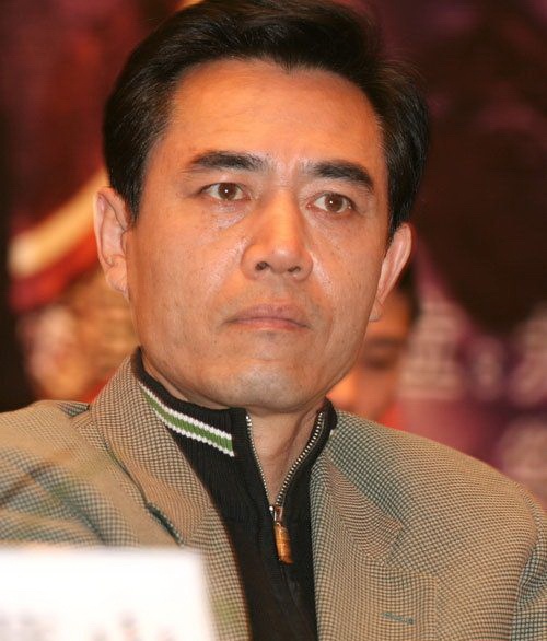 陈宝国年收入,陈道明年收入,张国立年收入,这差距不是一般大!