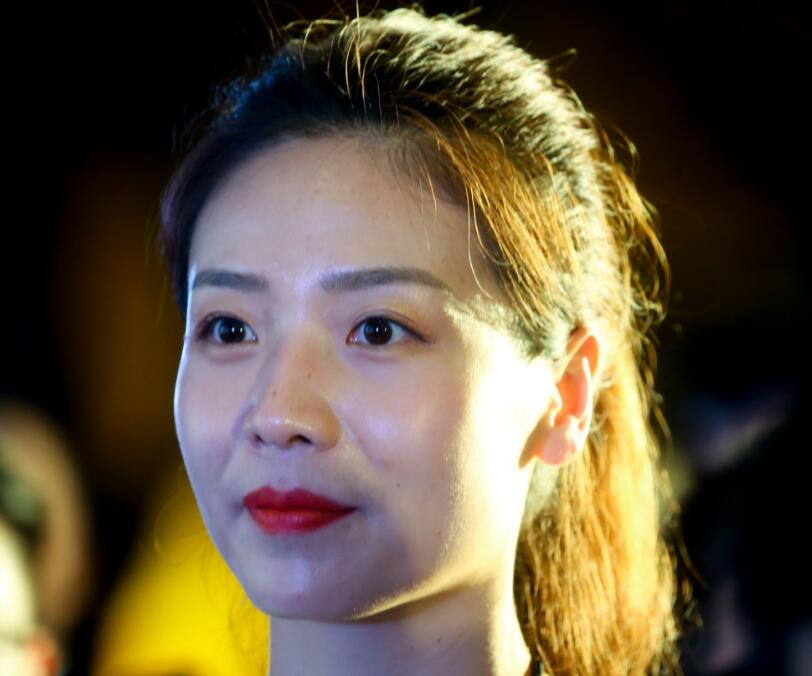 魏秋月|脱下女排战袍的她如此漂亮