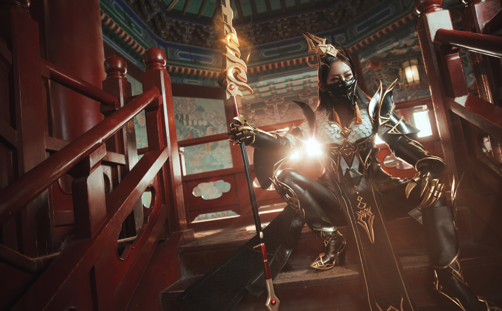 剑网3雪河苍云成女cos:当苍云旗帜席卷,穿透阴暗的天光终将到来