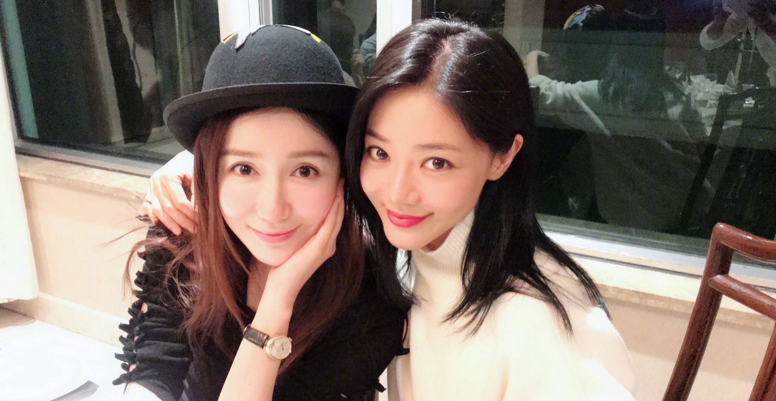 4,赵薇和王菲 对于赵薇来说,人生的意义在于家庭幸福,事业有成.