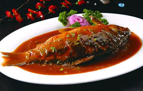 家常菜——红烧鲫鱼的做法,镇得住场面的大菜!