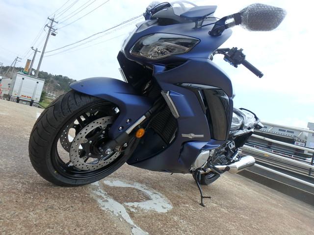 日本售价十万块的雅马哈自动挡摩托fjr1300!