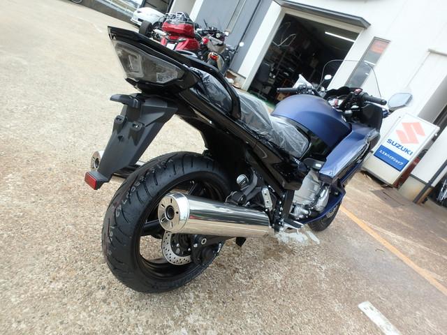 日本售价十万块的雅马哈自动挡摩托fjr1300!