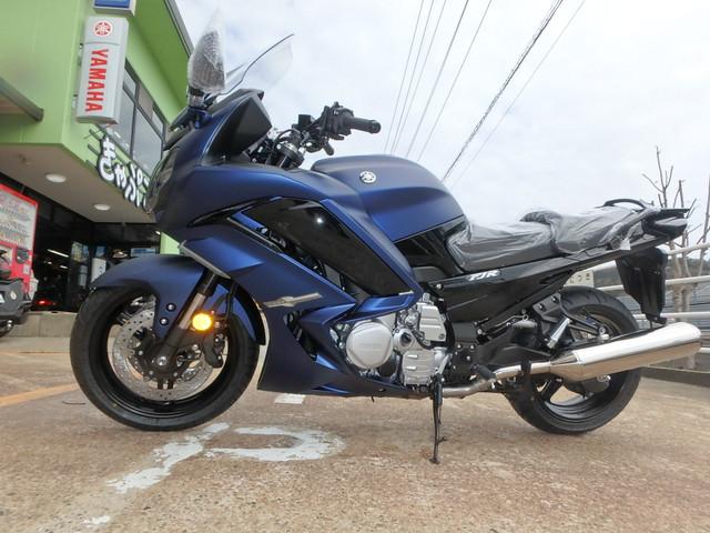 日本售价十万块的雅马哈自动挡摩托fjr1300!