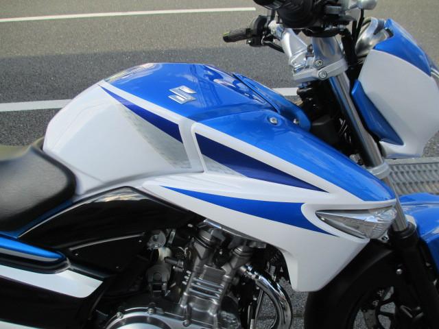 这是日本的铃木gsr250,看看跟国内的gw250有区别吗?