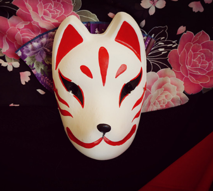 选择这款狐仙面具的你,你可能有女总裁身份,你是一个在能力上十分出众