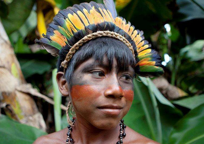 巴西的印第安人有着这样的奇怪习俗?主人要你洗澡,你不得不洗!