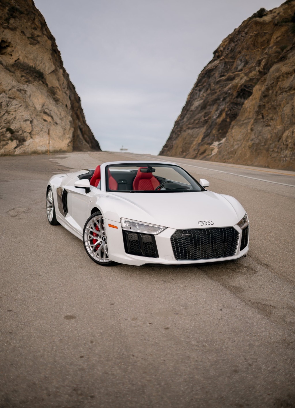 放送一组奥迪r8壁纸