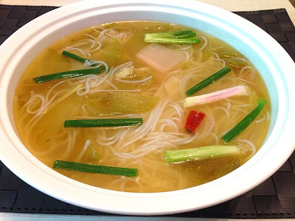 美食来袭,笋片菜心是我喜欢的,你呢?