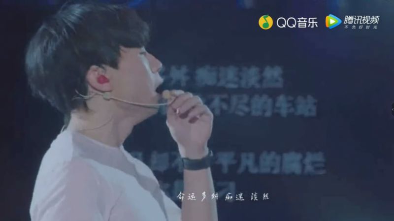 赵雷《阿刁》现场版!民谣的气息扑面而来,很好听!,音乐,民谣,好看视频