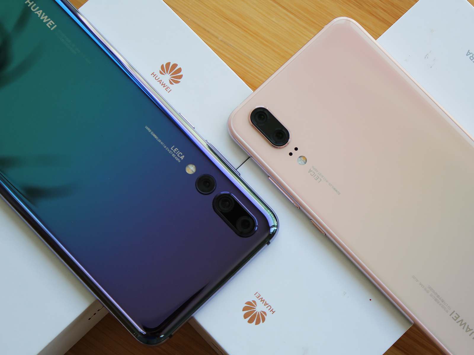 这可能是颜值最高的手机了 华为p20 pro极光色开箱图赏