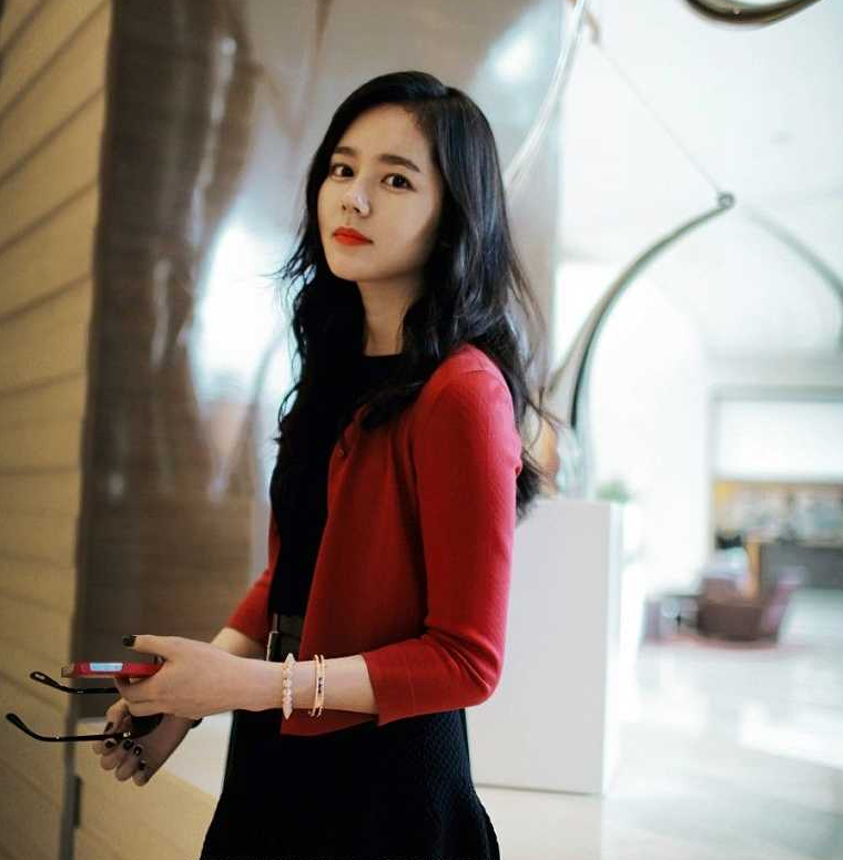 韩佳人天生丽质珍藏六张美图,转发,收藏,收藏