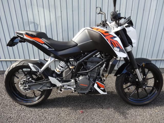 实拍ktm轻型街车duke125!