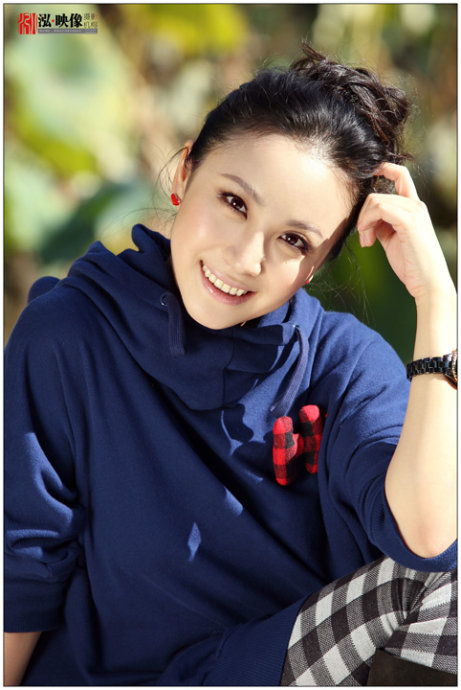 她是张一山老师,气场不输刘涛,是教师也是演员,更有个牛身份!