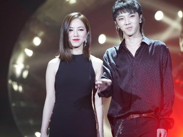 邓紫棋与华晨宇合唱代表作 光年之外 在歌曲后半段狂飙高音