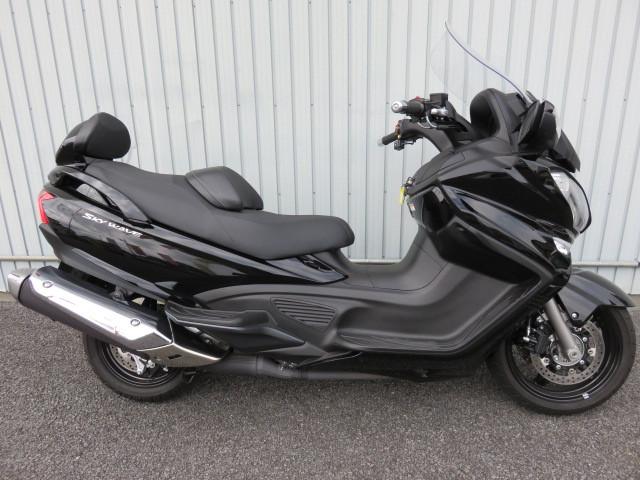 谁认识这辆铃木踏板摩托车?