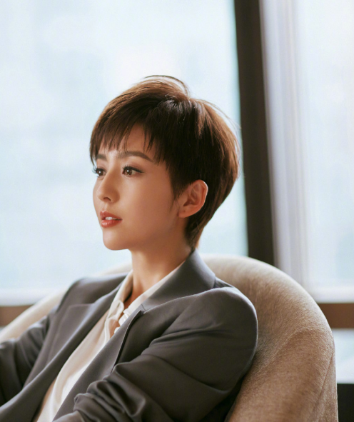 佟丽娅疯狂吐槽雷佳音,并声明友尽,李光洁:心疼你