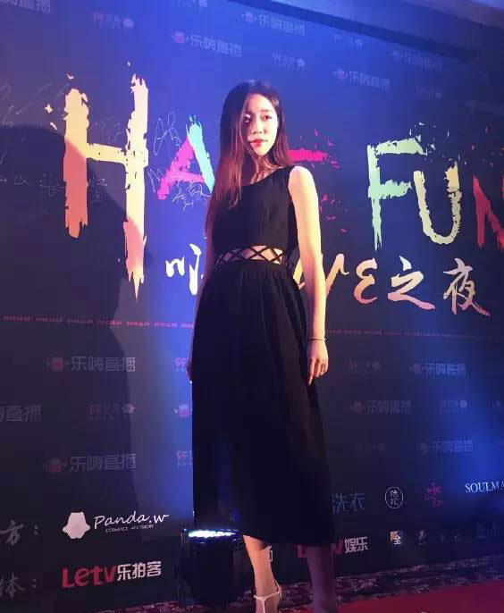 「新晋校花」薛晴|气场赛靓颖 温婉比志玲