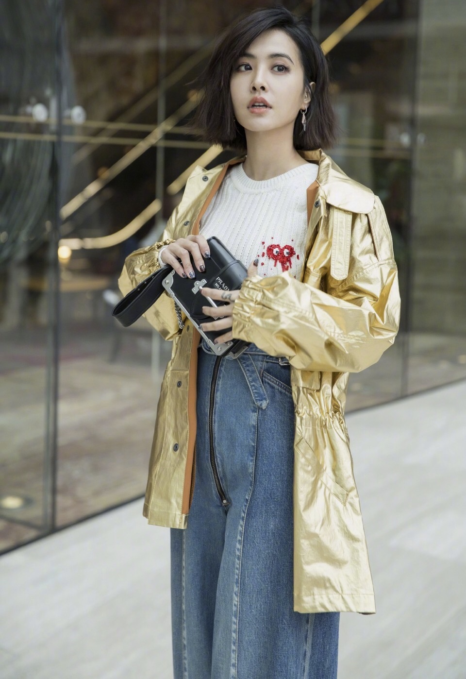 蔡依林"短发卷"瞬间减龄十岁,真是美得不像话,宛如十八岁少女