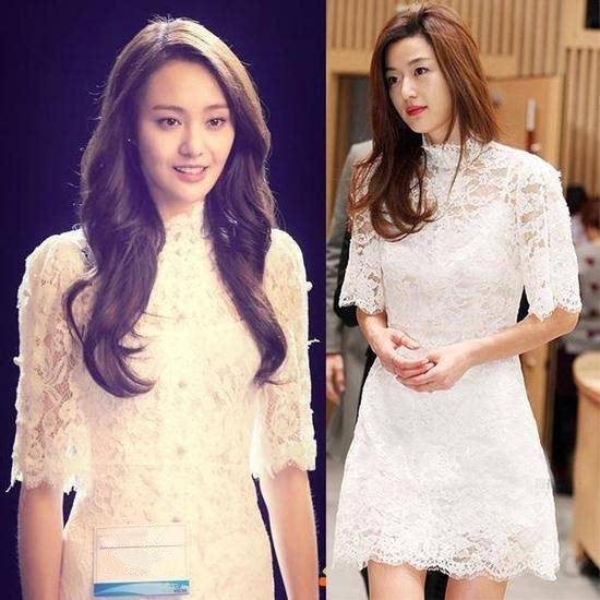 郑爽与古力娜扎尴尬撞衫,谁更胜一筹?网友:看腿一目了然!