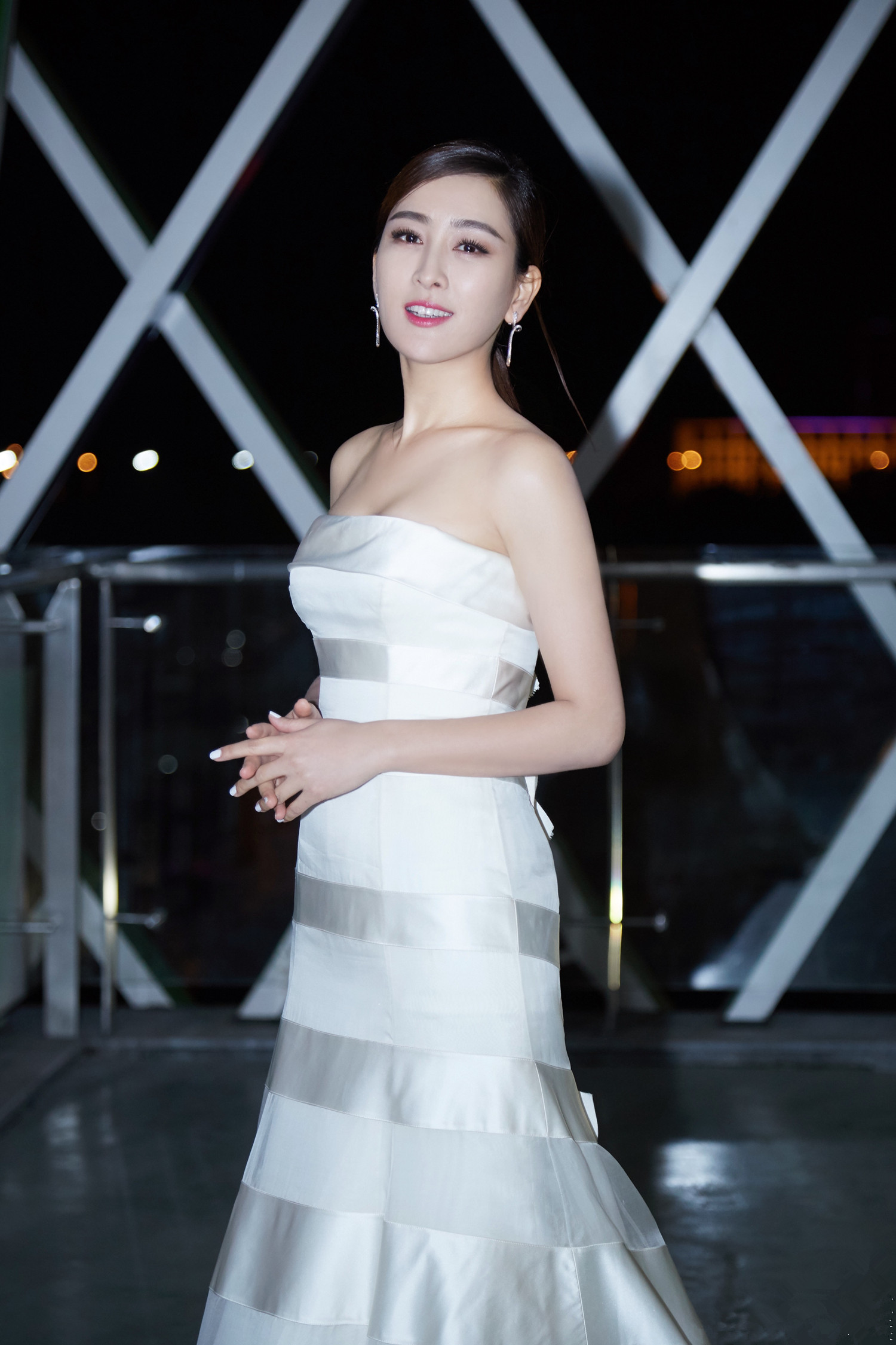 马苏成熟女性气质,展现万千风情