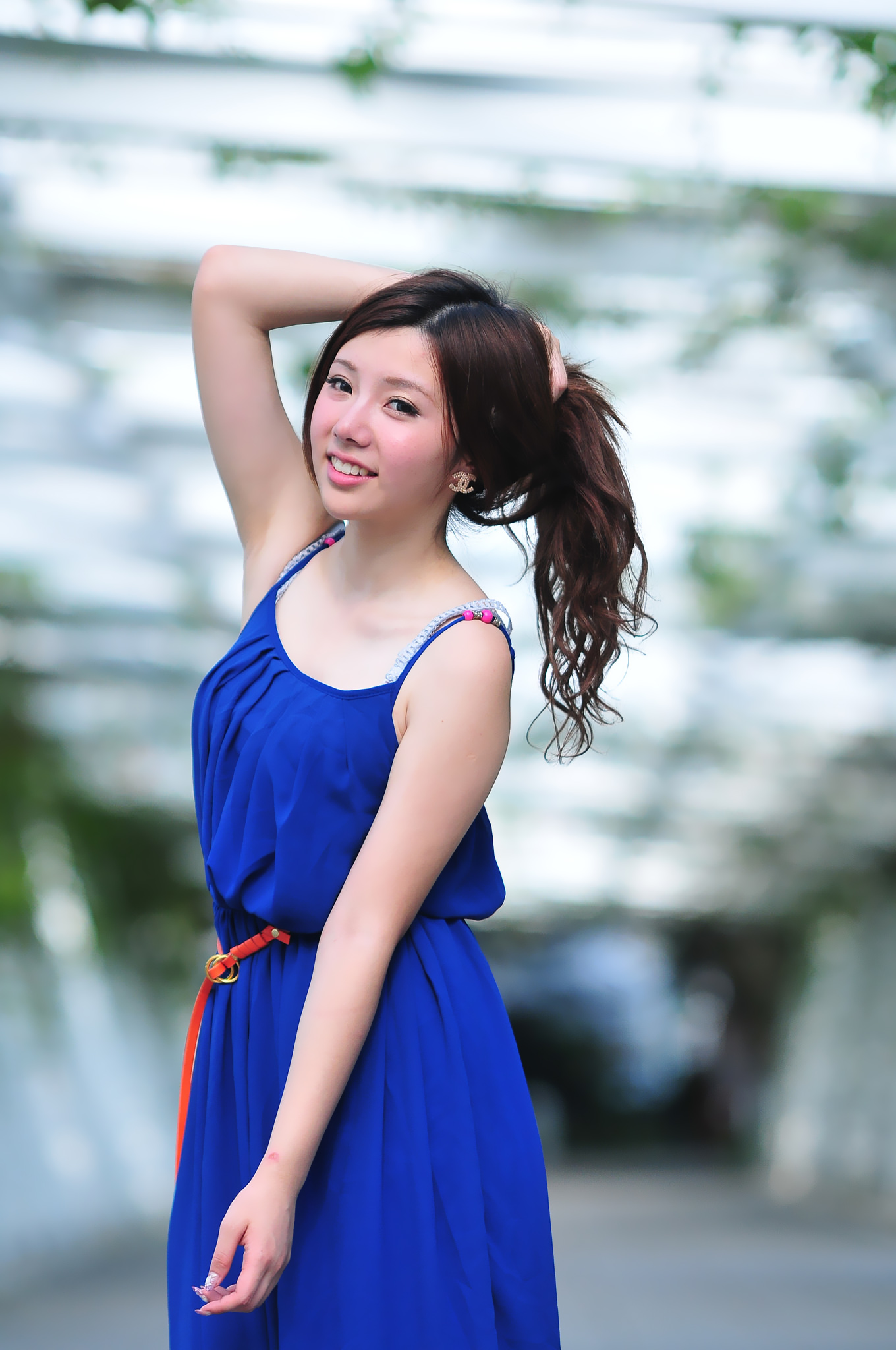 蓝色长裙美女陈思颖,高贵气质显大方