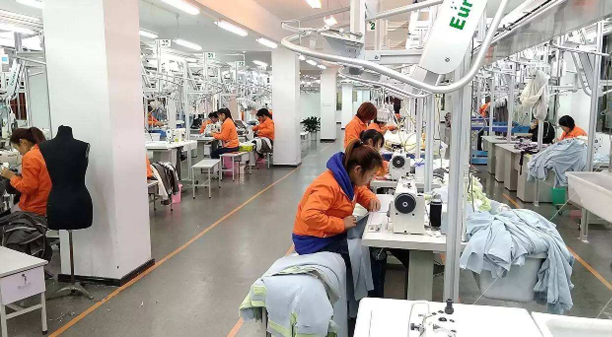 服装行业又要面临淡季的风暴:做为服装工人该何去何从