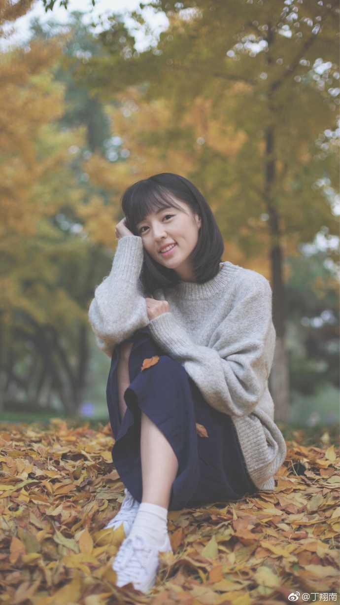 《一起同过窗》中的李殊词,现实生活中更美更甜更可爱!