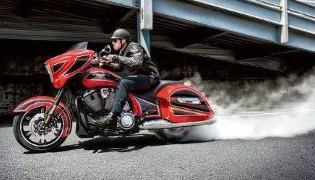 国内最贵大贸摩托车排行前五名,川崎h2只能排到第四!