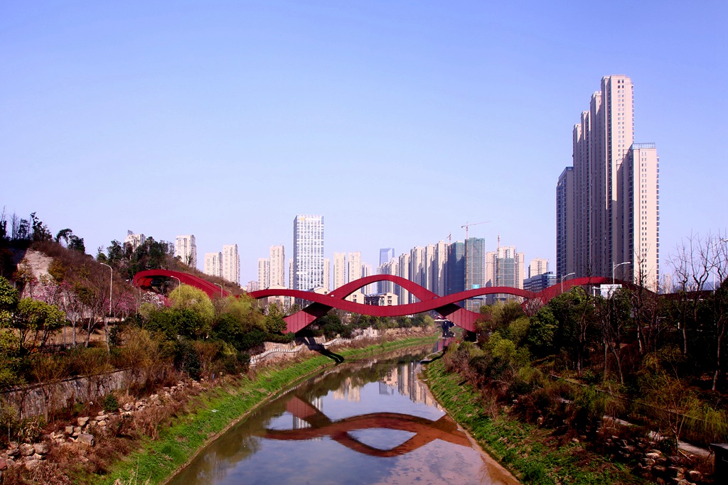 湖南长沙梅溪湖中国结步行桥——十大世界最性感建筑之一
