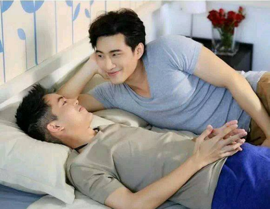 推荐同性泰剧:第2部男同志情侣和魔女的爱情,第3部男主爱上空少