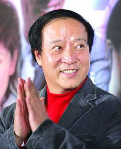曾是国家一级演员,春晚搭档冯巩走红,如今却销声匿迹