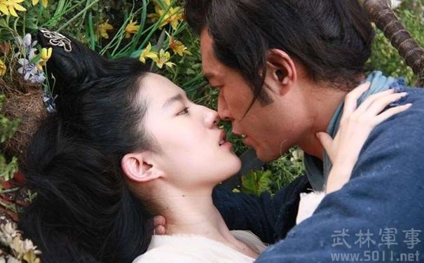 古装美人玩亲亲:赵丽颖暴力,范冰冰香艳,图四令人心痛