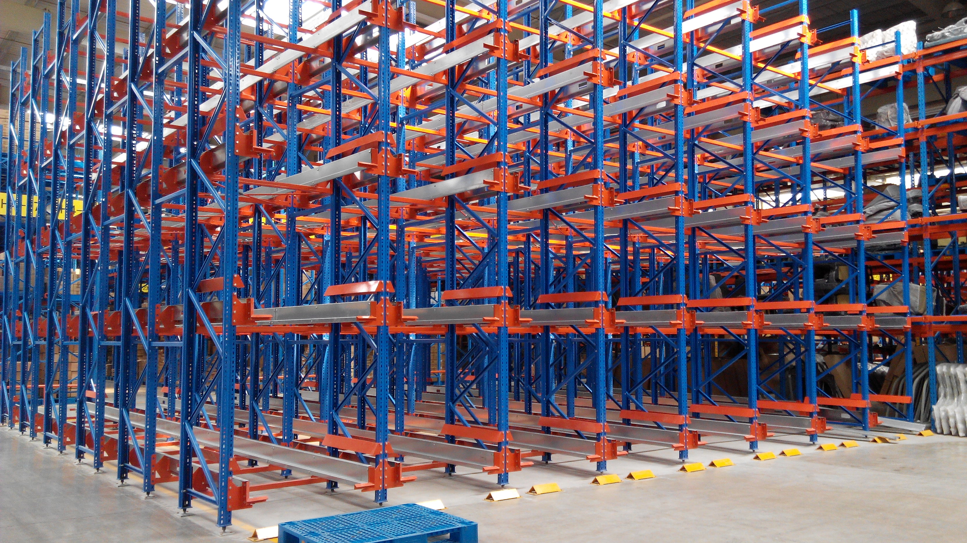 不同的冷库环境应该如何选用冷库货架