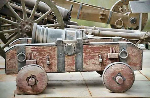 此牛人8天研制出清朝最小火炮,三炮就吓退噶尔丹反叛军队!